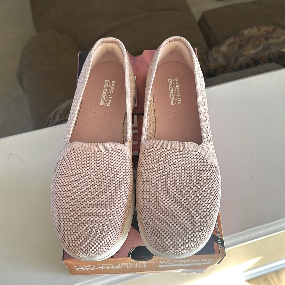 Skechers on the go - Picture 2 of 6